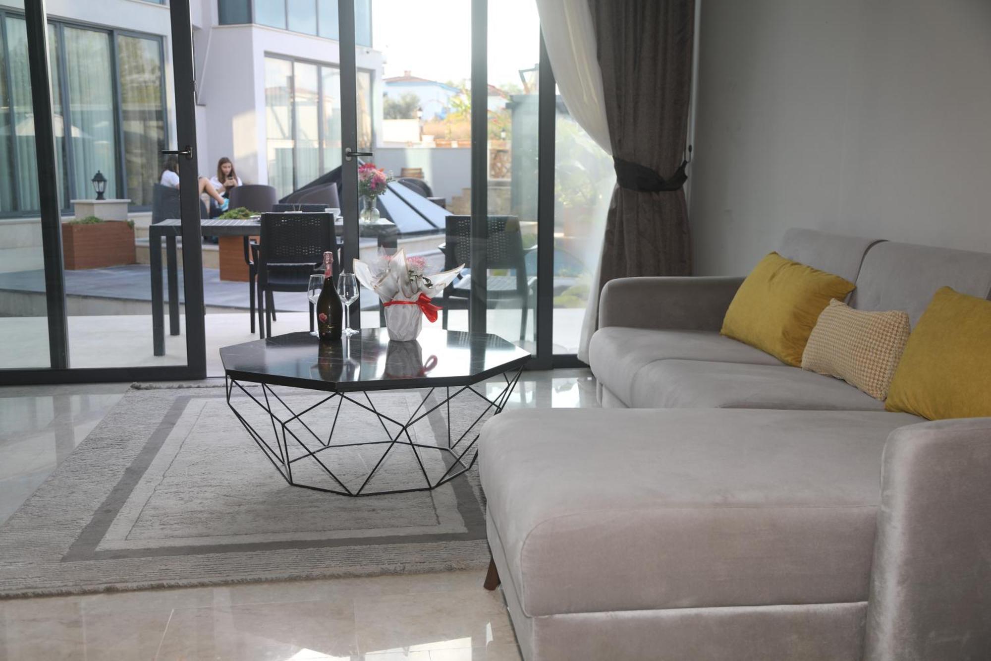 Del Mare Park Hotel Girne Buitenkant foto